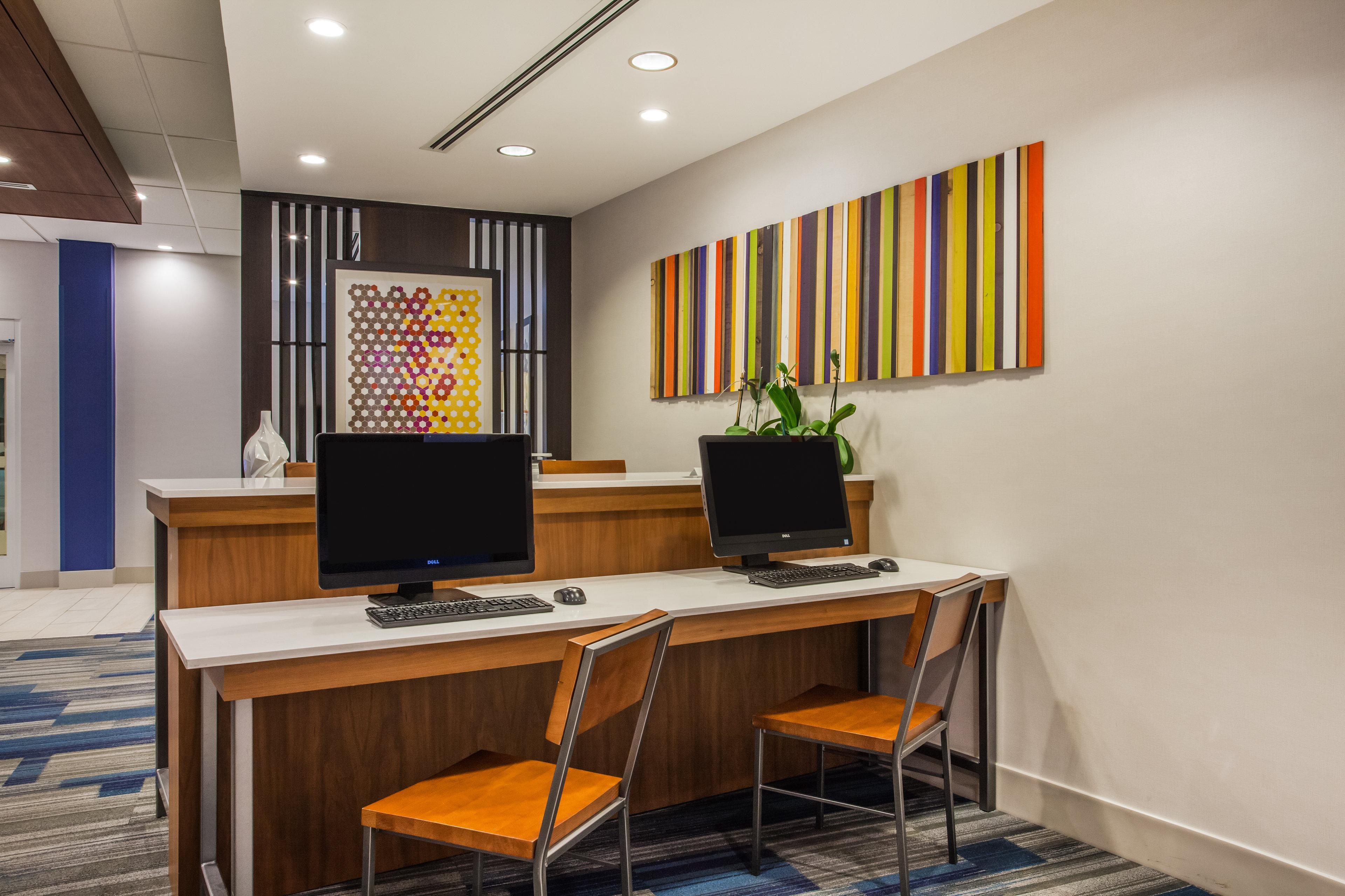 Holiday Inn Express & Suites Lexington Park California By Ihg Luaran gambar