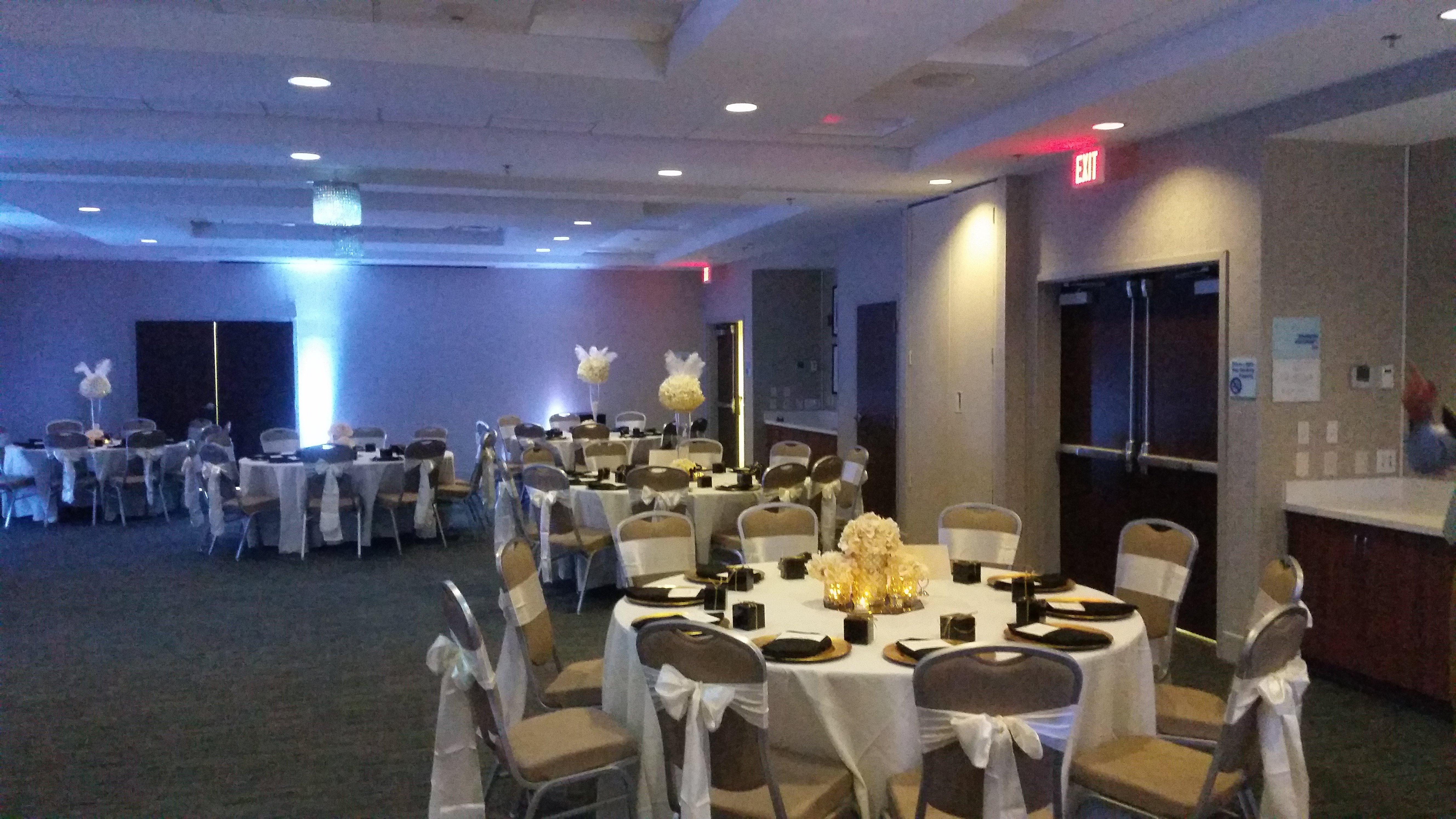 Holiday Inn Express & Suites Lexington Park California By Ihg Luaran gambar