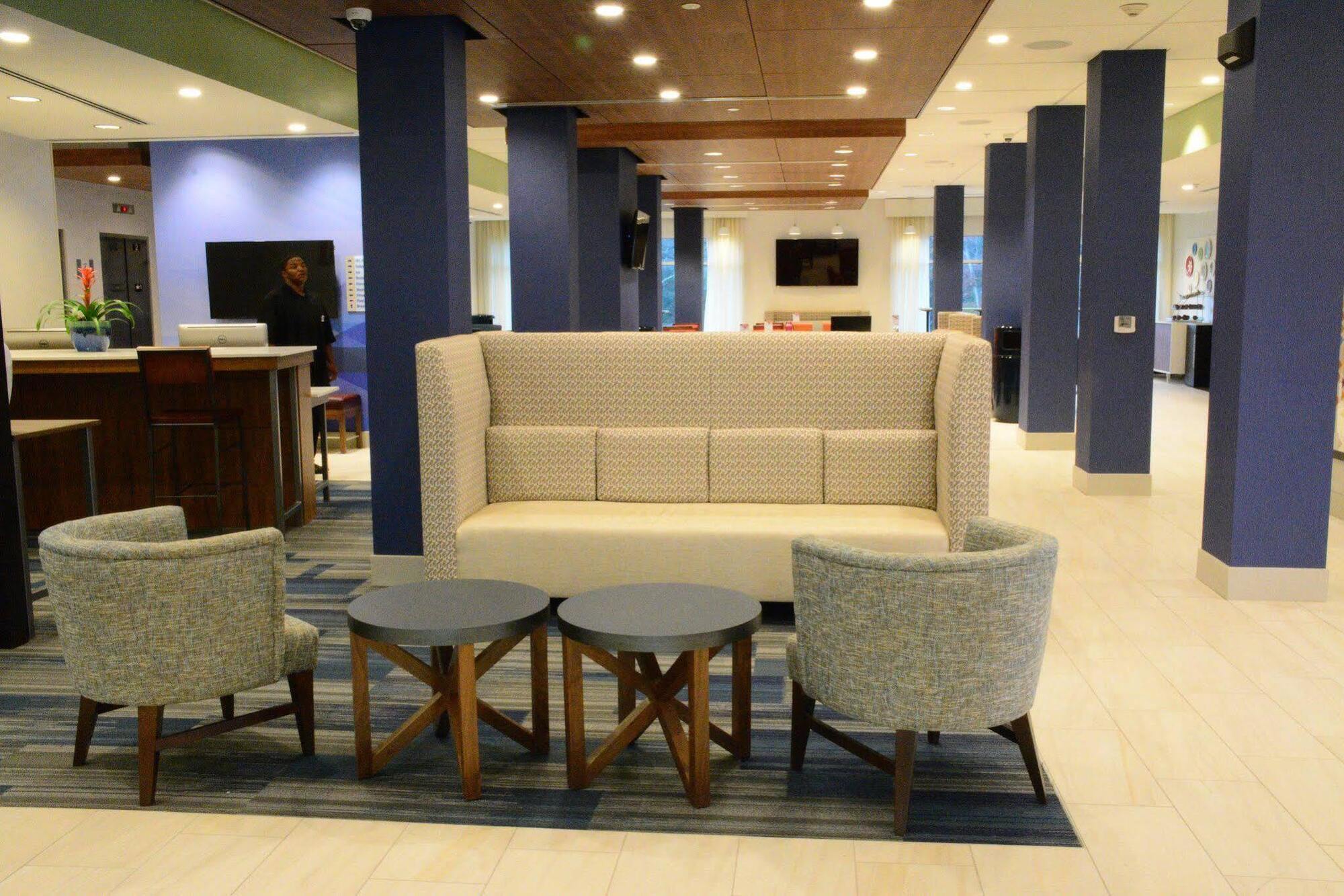 Holiday Inn Express & Suites Lexington Park California By Ihg Luaran gambar